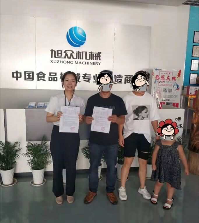5d560b2882c83.jpg