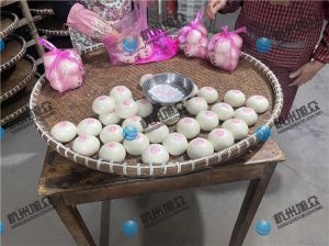 上門調試包子機，老客戶，已購買旭眾好幾臺包子機，生意越做越大