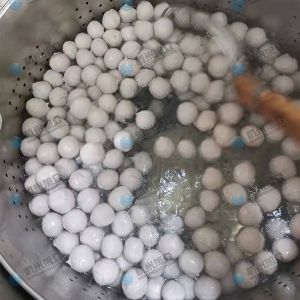 多功能全自動(dòng)包心肉丸機(jī)客戶反饋不錯(cuò)！